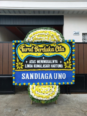 Papan Bunga Duka di Marang Kayu